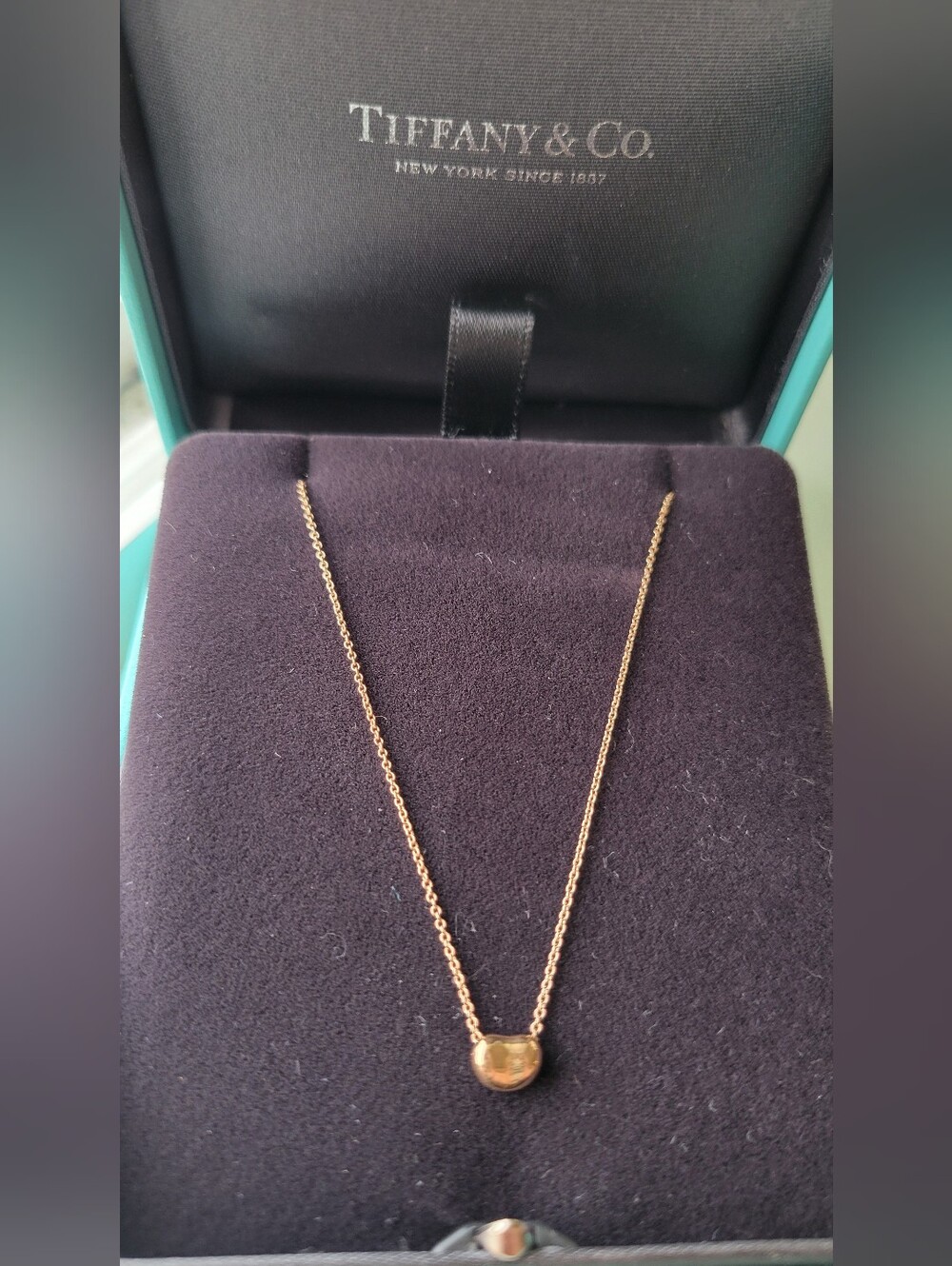 Tiffany & Co. 18k rose gold Elsa Peretti® Bean Design Pendant necklace - Picture 5 of 6
